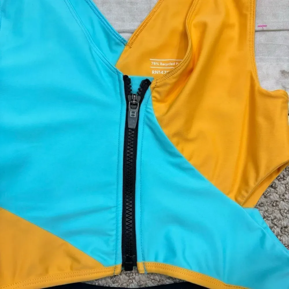 Ladies Outdoor Voices Color Block SplashKnit 6”‎ Bodysuit Size Small